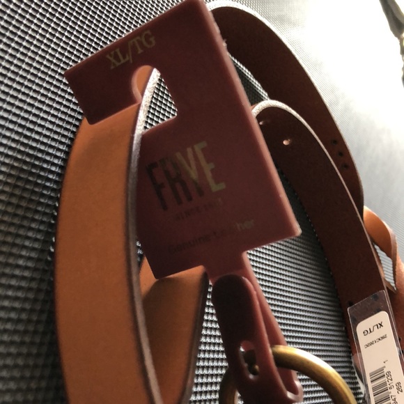 FRYE (XL) leather belt studded - Picture 3 of 11